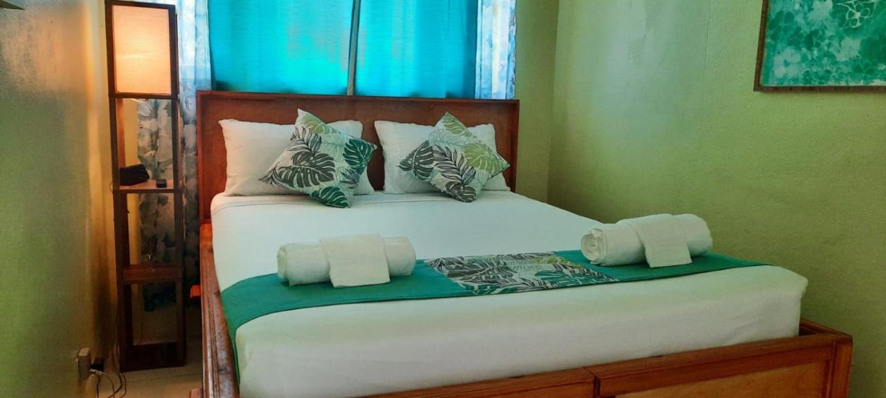 Eastwood Escape Hotel Nassau Exterior foto